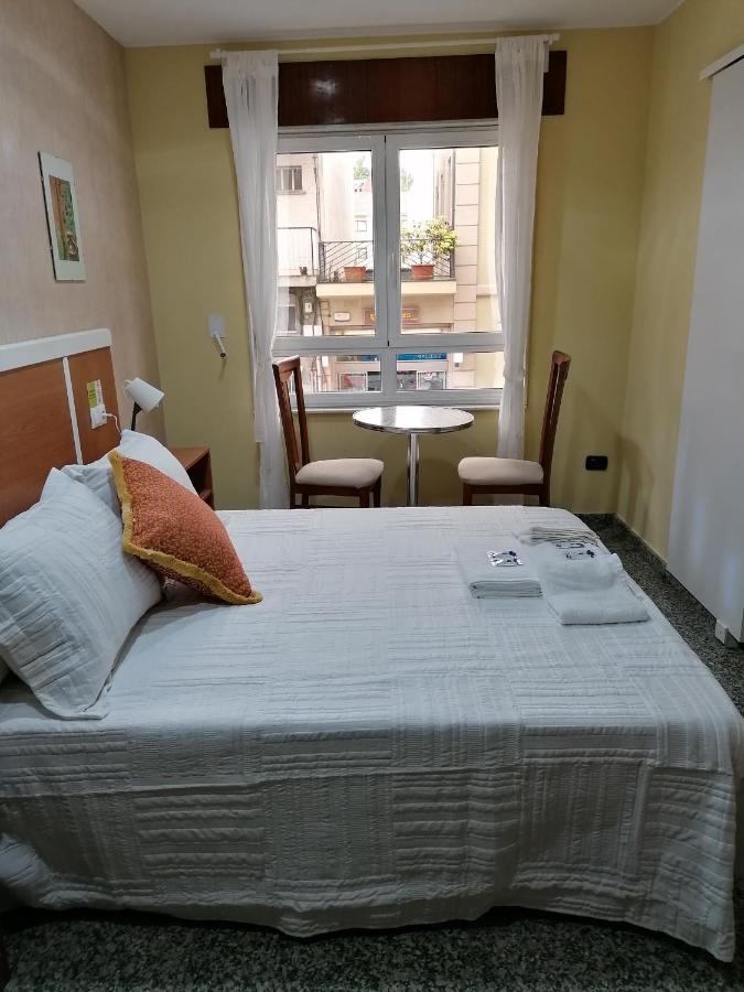 Cuatro Caminos Hotel Sarria Kültér fotó